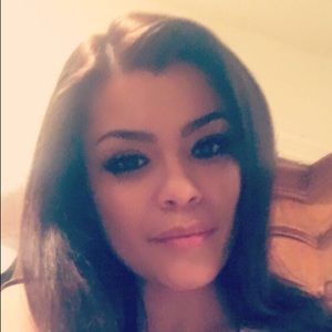 Meet your Posher, Elida